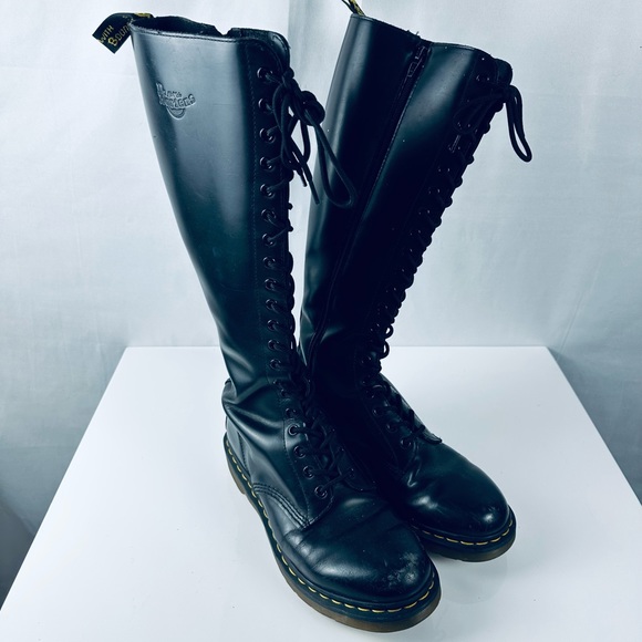 Dr Martens RARE 20-eyelet Lace-up 12270 Knee High Boots - Picture 9 of 9